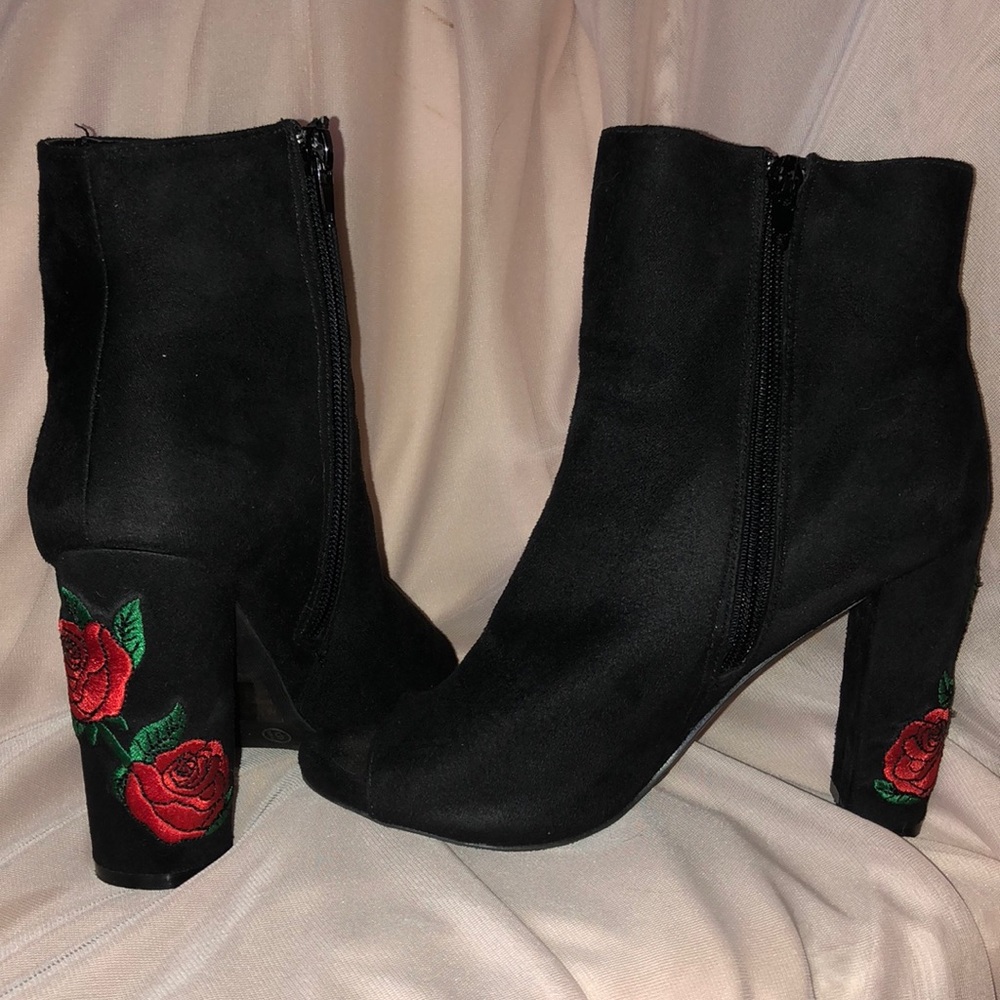 Black Floral Heels